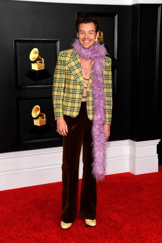 Harry Styles, ganador en la noche de los Grammy 2021 con su canción Watermelon Sugar. Foto: EFE/EPA/KEVIN MAZUR