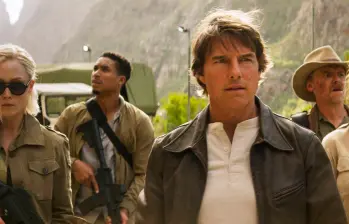 Tom Cruise y parte del elenco en Misión imposible: Sentencia final. FOTO Cortesía Paramount Pictures