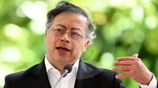 Gustavo Petro arremete de nuevo contra el Banco de la República y vuelve a insistir con una constituyente