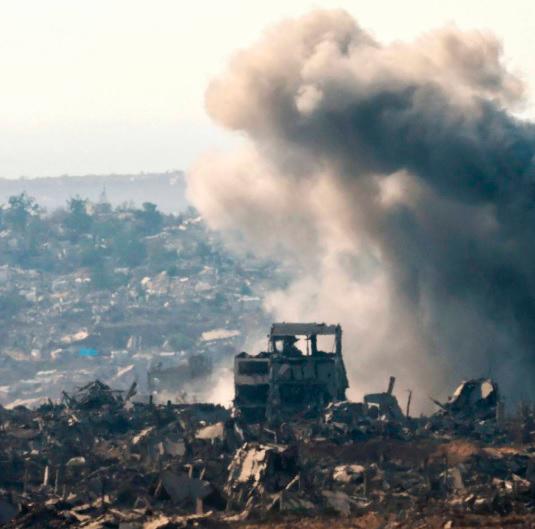 Muy pocos edificios quedan en pie en la Franja de Gaza, por culpa de los ataques de Israel. FOTO: AFP