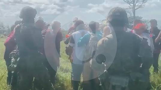 Secuestradores le habrían entregado dos soldados a un párroco en la zona rural de La Macarena