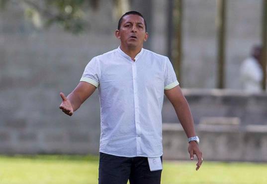 Jairo El Viejo Patiño en su rol como entrenador, ha dirigido a Llaneros, Bogotá y Cúcuta en el torneo de la B. FOTO JUAN ANTONIO SÁNCHEZ 