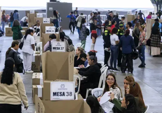 Un total de 41.421.973 ciudadanos están habilitados para participar en las elecciones presidenciales de Colombia, de los cuales 1.400.000 se encuentran en el exterior y algunos ya votaron. FOTO: Archivo El Colombiano