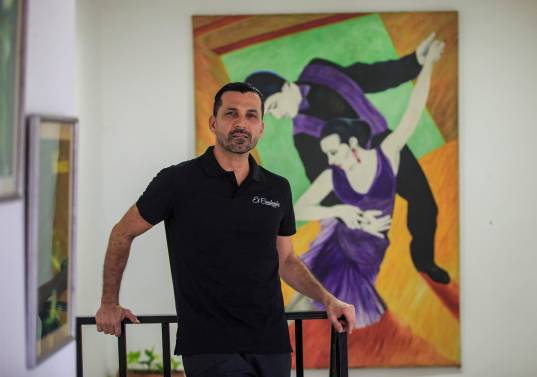 La academia El Candombe y el bar La Bohemia están ubicados en el barrio Manila, en El Poblado (Calle 14 # 43F 19). Foto Camilo Suárez.