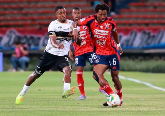 Didier Moreno no ha encontrado su mejor nivel deportivo en el regreso al Medellín. FOTO MANUEL SALDARRIAGA