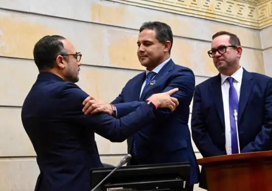 Honorio Henríquez Pinedo, oriundo de Santa Marta, es abogado de la Universidad de La Sabana, con especialización en Opinión Pública y Mercadeo Político de la Pontificia Universidad Javeriana y estudios en Seguridad y Defensa Nacional. Foto: Colprensa
