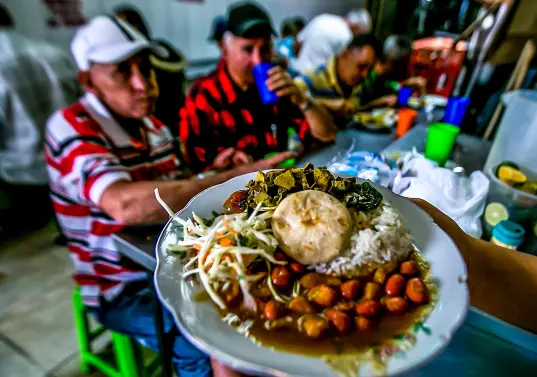 El IPC se ubicó en 1,18% en enero de 2026 y restaurantes lideran los aumentos. FOTO: Julio Herrera