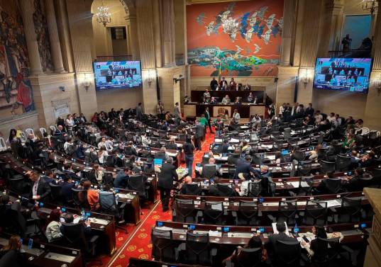 El proyecto de presupuesto para 2027 tiene esta semana prueba de fuego en el Congreso, que deberá aprobar el monto. FOTO Colprensa