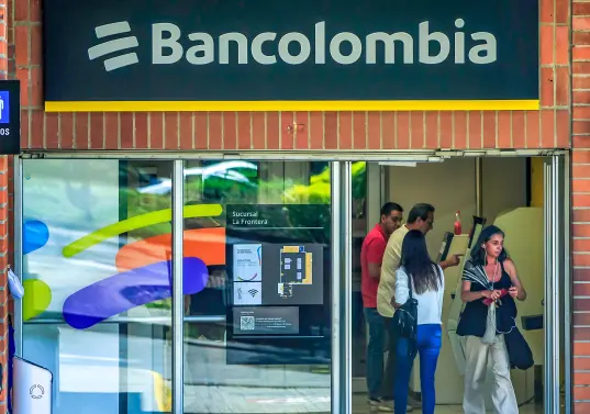 Bancolombia reactiva sus servicios. FOTO: Juan Antonio Sánchez