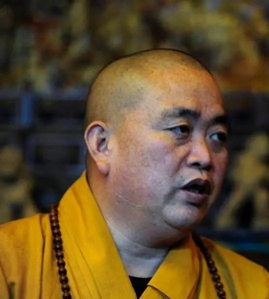 Shi Yongxin, director del templo Shaolin de China. FOTO: AGENCIA AFP.