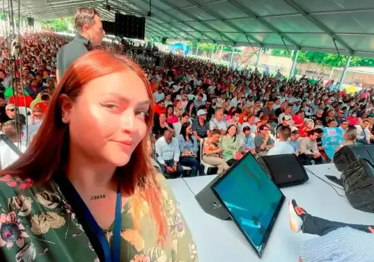 La creadora de contenido aseguró en reiteradas ocasiones que había renunciado a la entidad. FOTO: REDES SOCIALES DE LALIS.