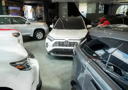 Las cinco marcas con mayor número de matrículas entre enero y diciembre fueron: Kia, Renault, Toyota, Mazda y Chevrolet. FOTO: El Colombiano.