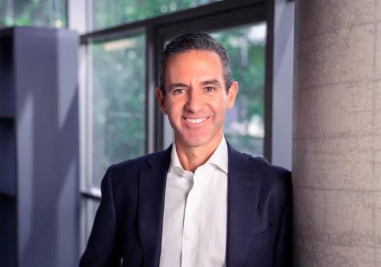 David Vélez, fundador de Nubank, fue designado como principal asesor ad honorem del Gobierno de Abelardo de la Espriella para liderar la estrategia de inteligencia artificial en Colombia. FOTO: Cortesía Nu. 