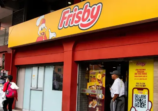 En noviembre de 2025, el Juzgado de lo Mercantil de Alicante había suspendido la apertura de Frisby España, prevista inicialmente para diciembre. FOTO: El Colombiano