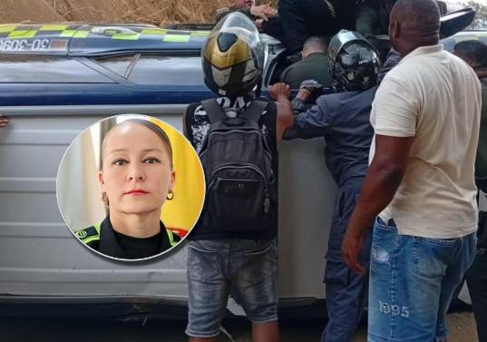 La general Sandra Liliana Rodríguez, comandante de la Policía Valle, fue trasladada a un hospital de Dagua tras el accidente. FOTOS Cortesía