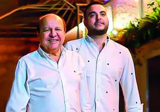 Sebastián (derecha) es hijo de William de Jesús Ortega Rojas, uno de los políticos más poderosos de Bello en las últimas décadas. Foto: cortesía.