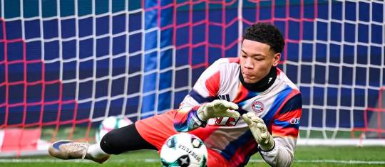 Leonard Prescott, el portero de 16 años que está cerca de debutar profesionalmente con el Bayern Múnich. FOTO GETTY