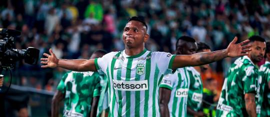 Alfredo Morelos firmó contrato por 3 años con Nacional. FOTO JAIME PÉREZ