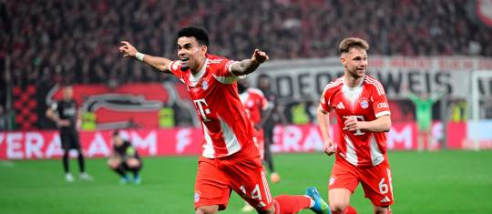 Luis Díaz puso el 2-0 a favor del Bayern de Múnich en la semifinal de la Copa de Alemania ante el Leverkusen. FOTO: GETTY