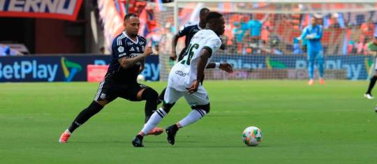 Jarlan Barrera se estrena como titular con el Poderoso en el duelo ante La Equidad en el Atanasio Girardot. FOTO ESNEYDER GUTIÉRREZ