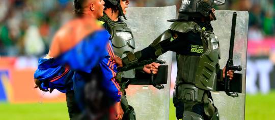 Antecedentes recientes hacen que los partidos de Junior en Medellín sean de cuidado para las autoridades. FOTO CAMILO SUÁREZ