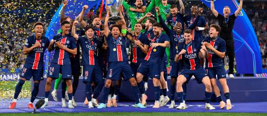 Con un equipo renovado, en el que se destacaron figuras como Desiré Doué, Ousmane Dembelé y Achraf Hakimi, PGS levantó la Orejona. Otro hecho inédito fue el estruendoso resultado de la final, 5-0. FOTO GETTY 