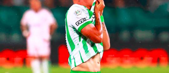 La emoción de Jorman tras marcar su primer gol con Nacional. FOTO MANUEL SALDARRIAGA