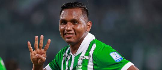 En la cancha, Morelos se muestra como un hombre de carácter, pero fuera de ella es sensible. FOTO Manuel Saldarriaga