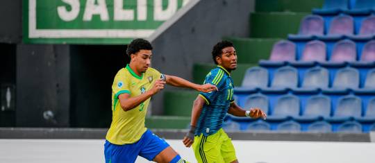 Colombia superó contundentemente a Brasil para llegar a la final del Sudamericano. FOTO FCF