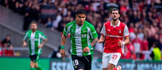 Juan Camilo “Cucho” Hernández acumula 12 goles y 3 asistencias en 32 partidos con Betis esta temporada. FOTO: GETTY