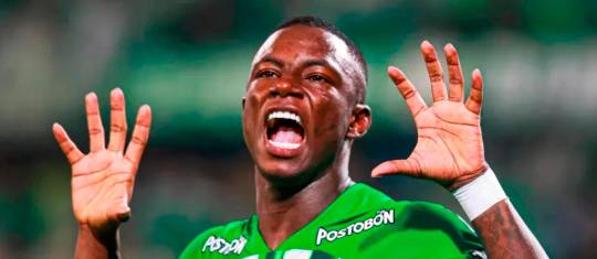 El extremo Marino Hinestroza fue una de las figuras de Atlético Nacional en los títulos que consiguió en 2024 y 2025. Foto: Manuel Saldarriaga