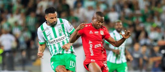 Edwin Cardona, volante de Atlético Nacional que recibe el apoyo del cuerpo técnico tras su discreta presentación en la Copa Libertadores. FOTO CAMILO SUÁREZ