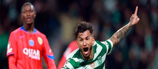 El colombiano Luis Suárez marcó doblete en la victoria del Sporting Lisboa ante el campeón PSG francés. FOTO TOMADA @SportingCP