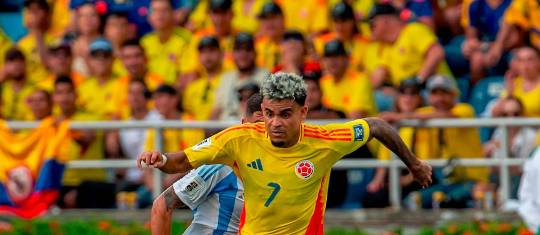 Luis Díaz llega con el objetivo de colaborar para sellar la clasificación de Colombia al que sería su primer Mundial con la Tricolor. FOTO JUAN ANTONIO SÁNCHEZ