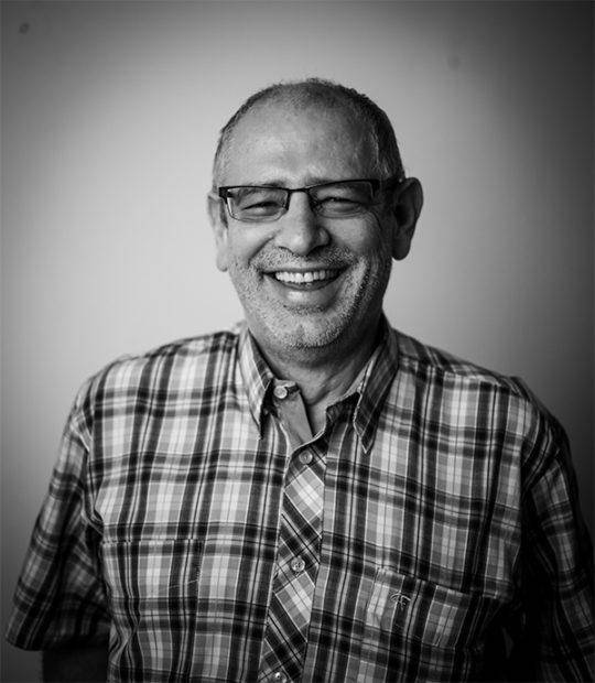 Luis Fernando Macías es narrador, poeta, ensayista, autor de obras para niños. Ha sido director de la Revista Universidad de Antioquia y codirector de las revistas Poesía y Esteros. Foto: Cortesía.