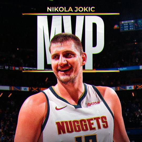 Nikola Jokic entró a la selecta lista con 3 premios MVP, integrada por nombres como Moses Malone, Larry Bird y Magic Johnson. FOTO Tomada de ‘X’: @NBA