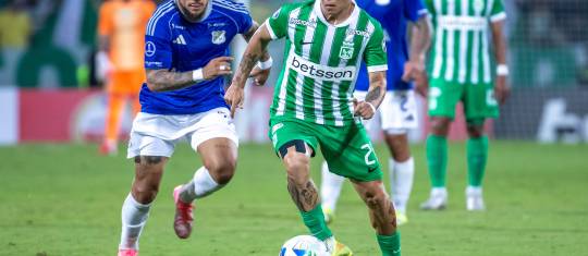 Nacional y Millonarios se enfrentan en el estadio El Campín. FOTO MANUEL SALDARRIAGA