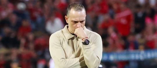 El entrenador Alejandro Restrepo asumió en el DIM en agosto de 2024. Foto: Manuel Saldarriaga