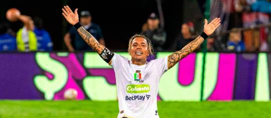 Dayro Moreno marcó doblete ante Independiente del Valle, por Copa Sudamericana en territorio ecuatoriano. FOTO CAMILO SUÁREZ 