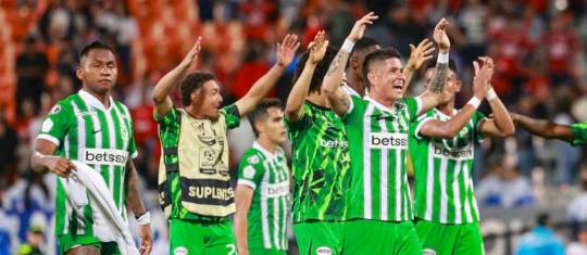 Atlético Nacional se medirá a Internacional de Bogotá en la llave de cuartos de final de la Liga Betplay, tras terminar líder en la tabla de posiciones del todos contra todos. FOTO: MANUEL SALDARRIAGA 