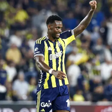 Fenerbahçe dio un ultimátum a Jhon Jáder Durán: si no se recupera pronto, el club podría prescindir de él a mitad de temporada. FOTO: tomada de redes sociales, @Fenerbahçe.