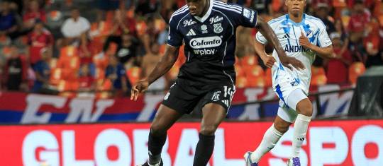 El volante vallecaucano Baldomero Perlaza regresó a la lista de convocados para el duelo de vuelta de Copa Libertadores. Foto: Camilo Suárez