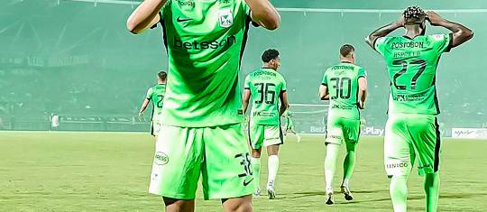 Nacional derrotó a Llaneros en Villavicencio. Juan Manuel Rengifo, la gran figura del partido. Foto: @nacionaloficial