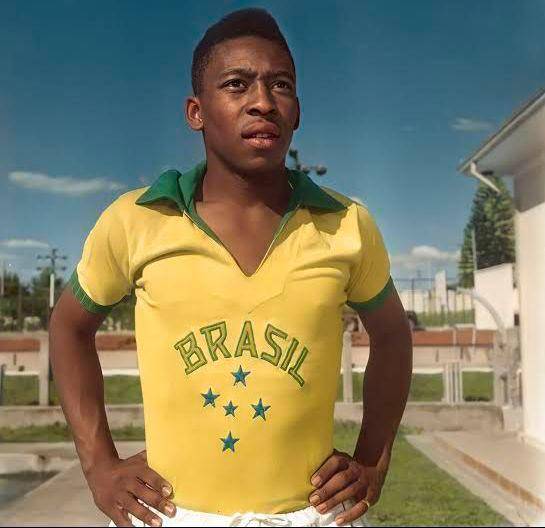 El futbolista brasileño hizo 12 goles en las copas del Mundo. FOTO: TOMADA DEL TWITTER DE @Pele