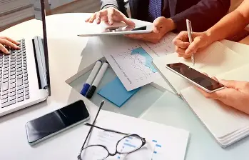 Mercadeo Efectivo tiene más de 40 vacantes activas en áreas como ventas, atención al cliente y mercadeo en distintas regiones del país. FOTO: GETTY