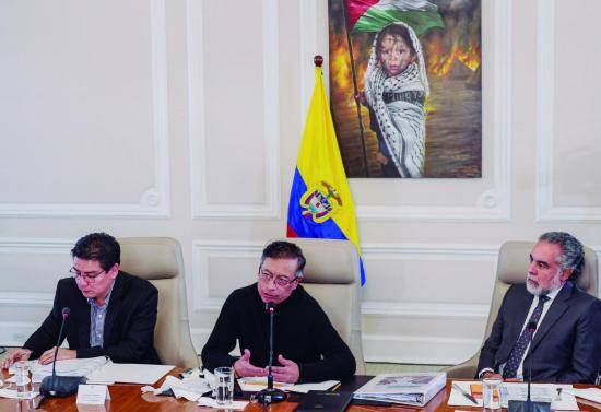 El presidente Gustavo Petro dijo en el Consejo de Ministros del pasado 19 de enero que es mejor liquidar que tener las EPS que están bajo intervención para administrar. FOTO presidencia