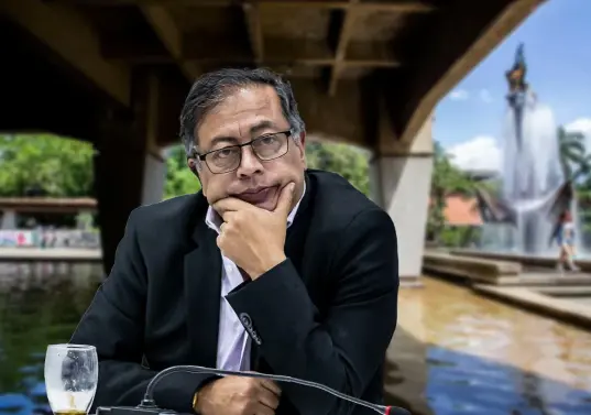 https://www.elcolombiano.com/cronologia/noticias/meta/secretaria-de-movilidad-de-medellin