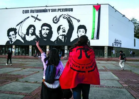 El rector de la Unal, José Ismael Peña, advirtió sobre patrones de violencia en el campus de Bogotá y otras irregularidades. Por el momento, los estudiantes están en vacaciones tras terminar el semestre. FOTO Colprensa 