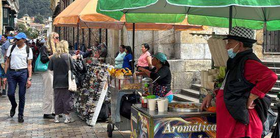 En Colombia, casi la mitad de los mayores de 50 años trabaja en la informalidad