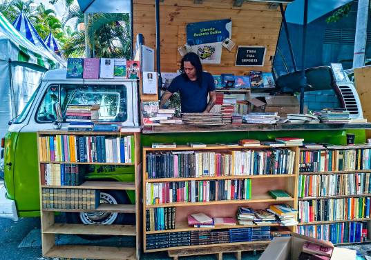 En su vigésima edición, Días del Libro hace homenaje a los libreros de la ciudad. FOTO julio césar herrera